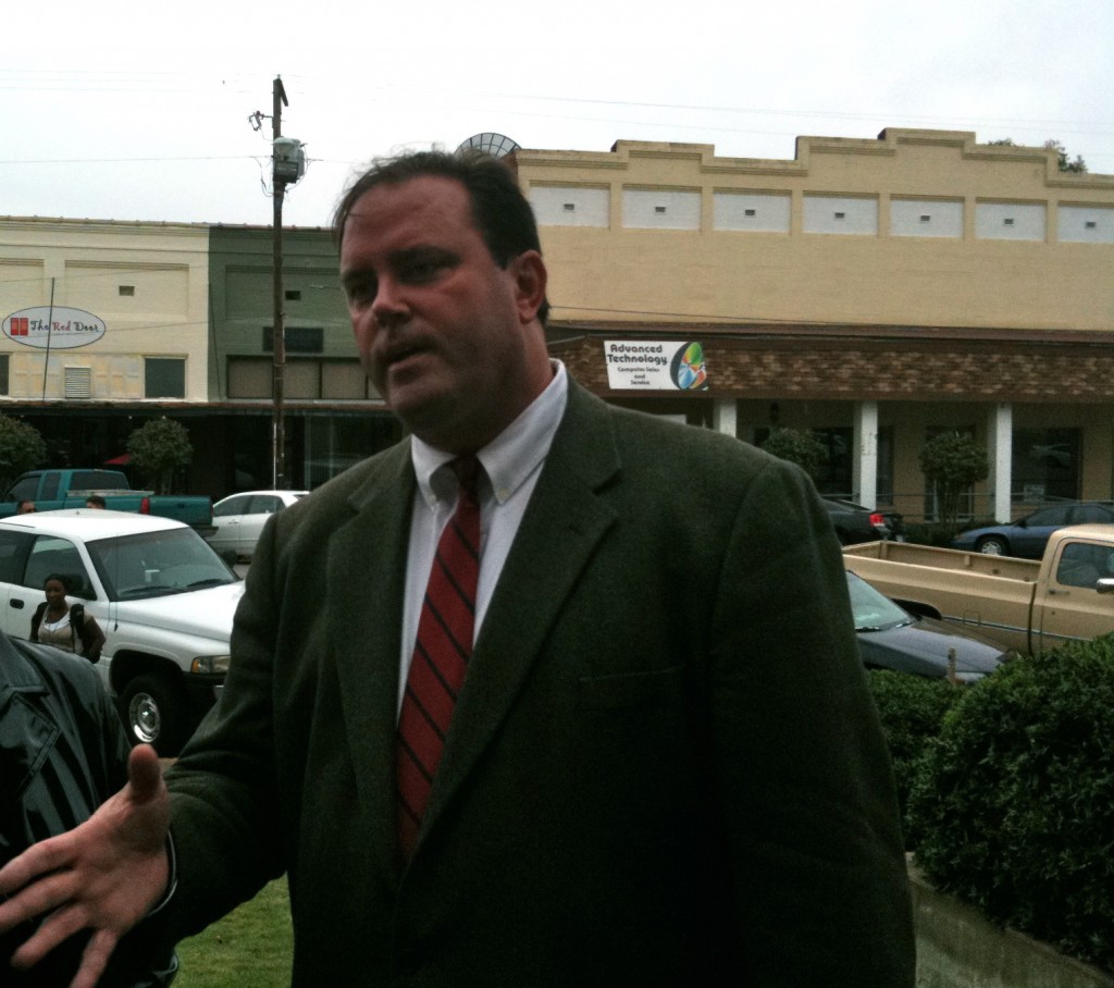 John Somerville - HealthSouth plaintiff attorney speaks to media after scrushy home auction