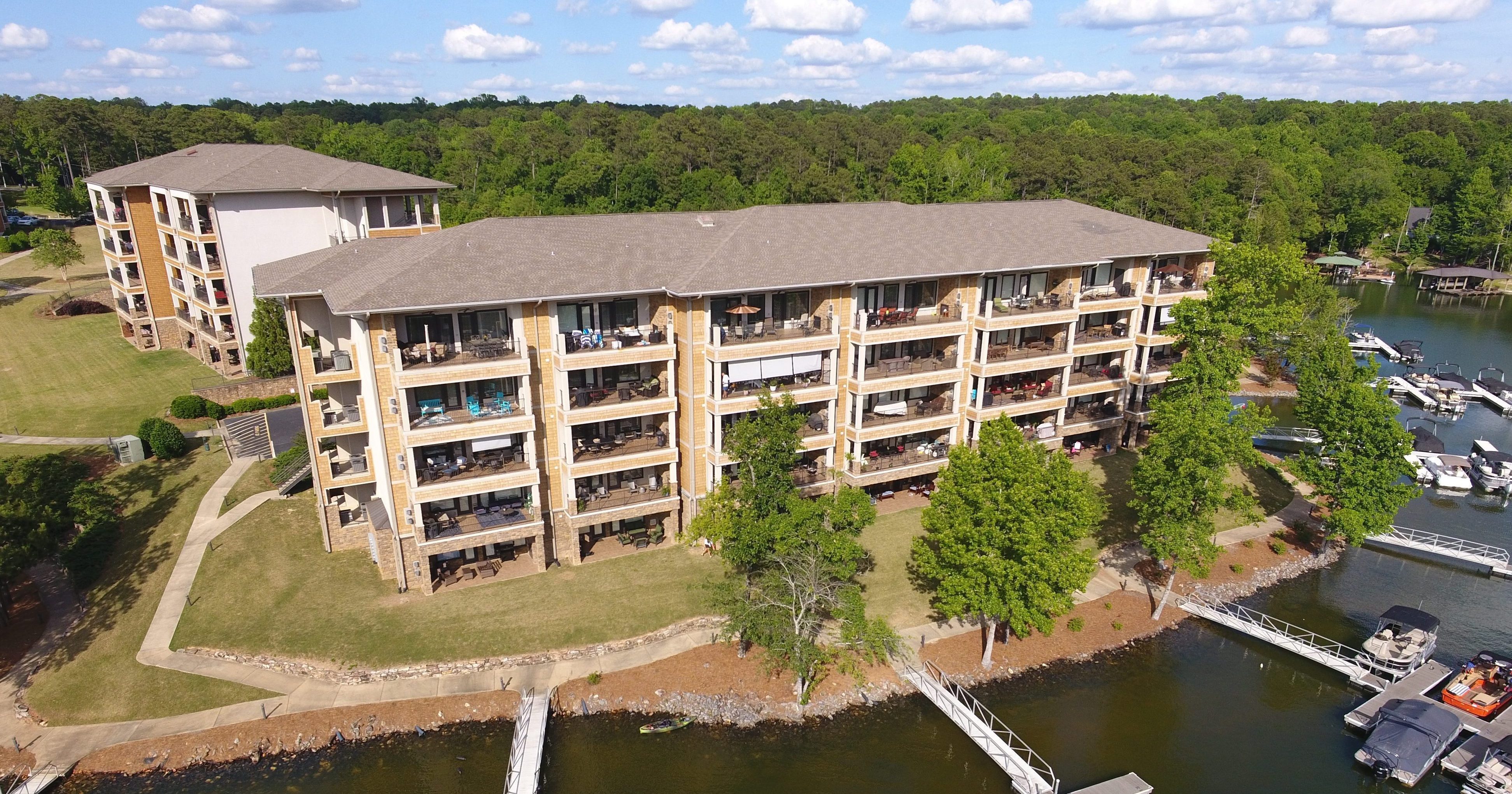 Stoneview Summit Condos
