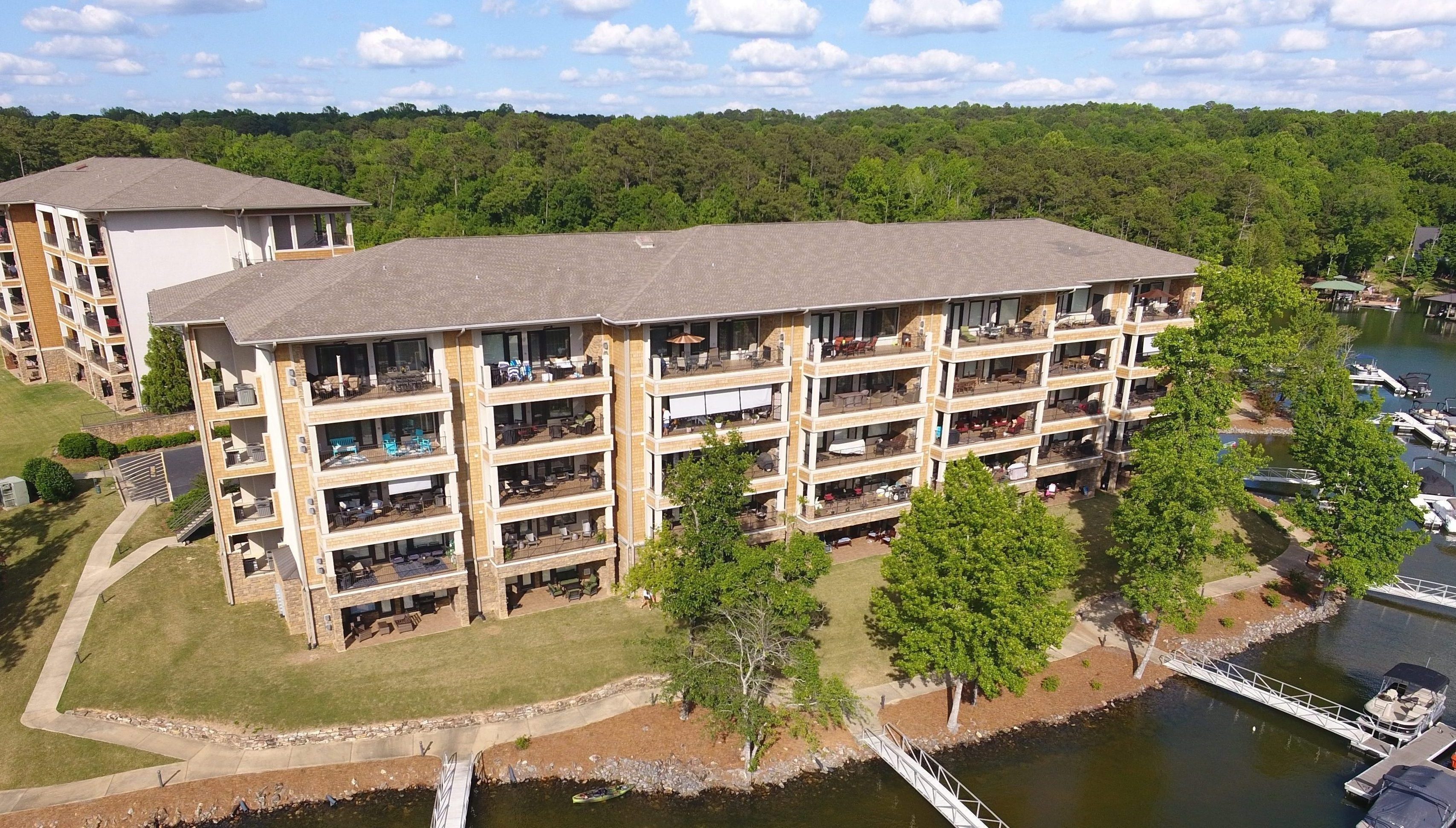 Stoneview Summit Condos