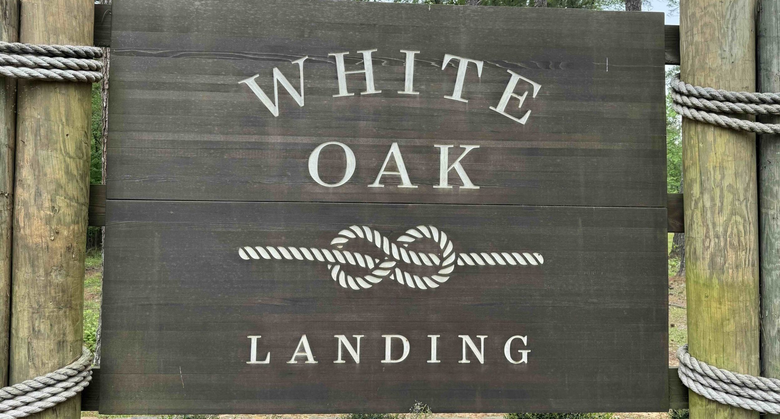 https://lakemartinvoice.com/neighborhoods/white-oak-landing-waterfront-homes-on-lake-martin-alabama/