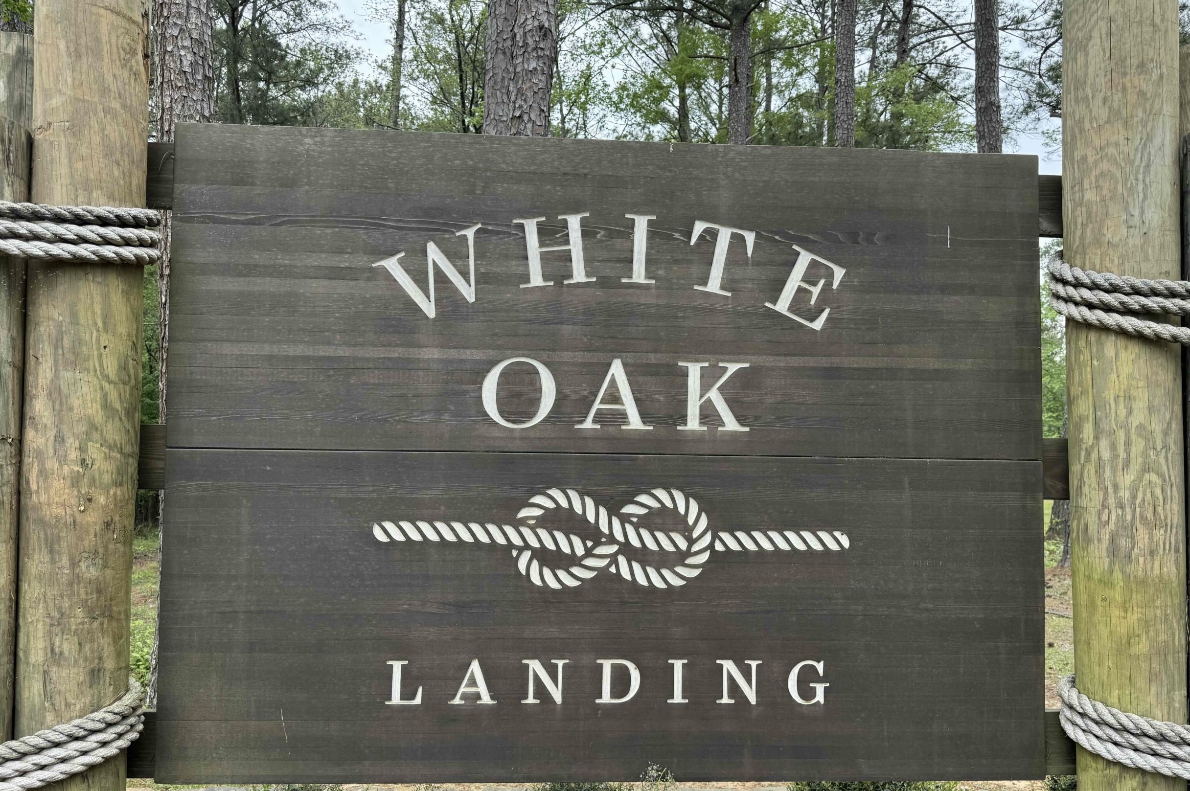 https://lakemartinvoice.com/neighborhoods/white-oak-landing-waterfront-homes-on-lake-martin-alabama/