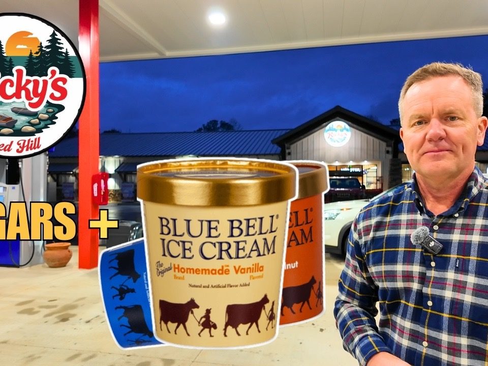 Ricky's is open at Lake Martin