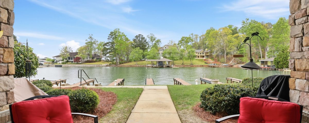 Harbor Pointe Condo D102