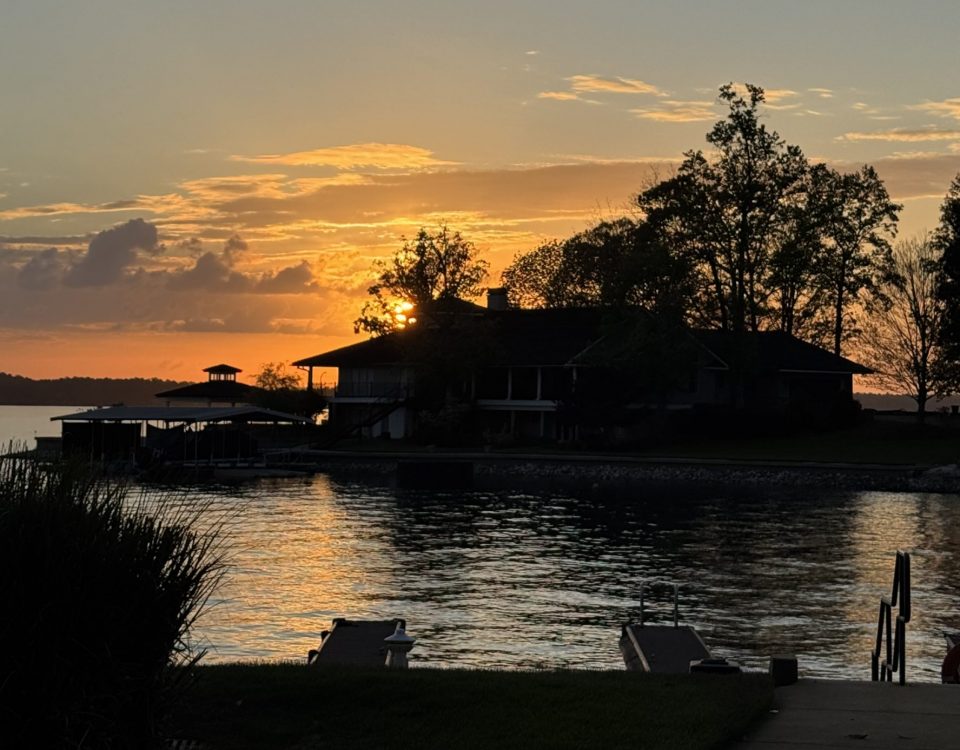 Harbor Pointe Condo Sold