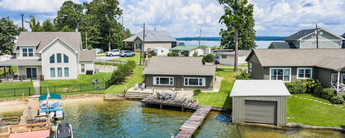 unicorn of a lake house